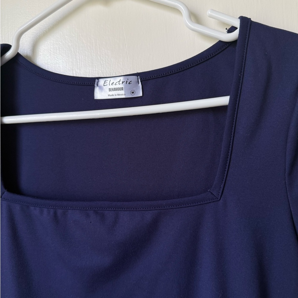 Navy blue basic tee - Picture 2 of 2